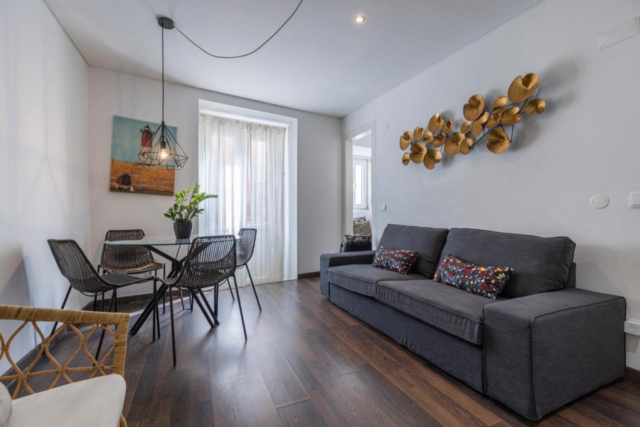 Alfama'S Heart Apartment By Lovelystay Lisboa Εξωτερικό φωτογραφία
